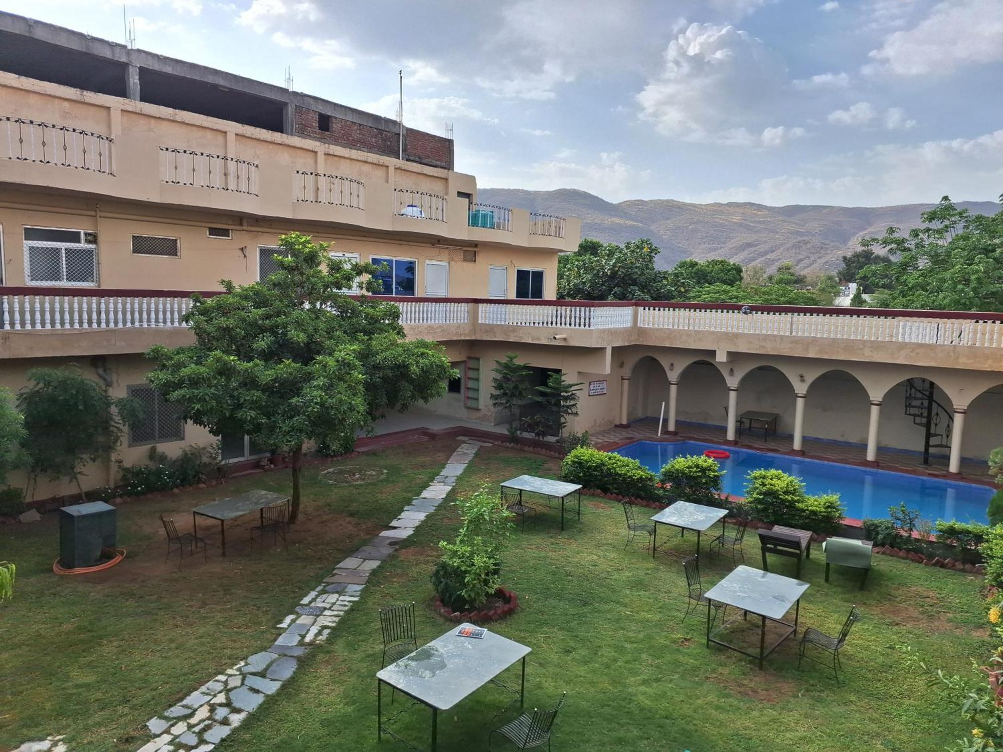 Hotel Om Pushkar Exterior photo